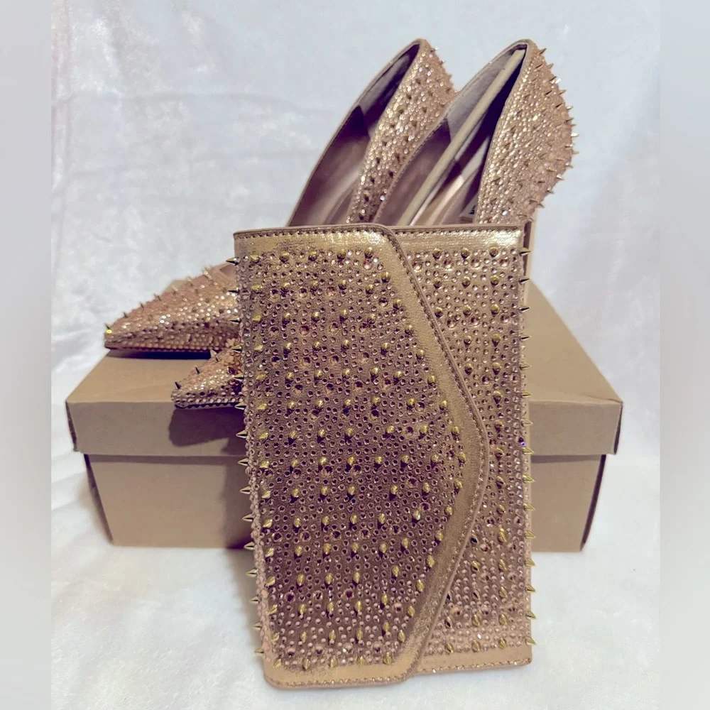 STEVE MADDEN Various Rose Gold Pumps and Matching Clutch Purse - Picture 7 of 10